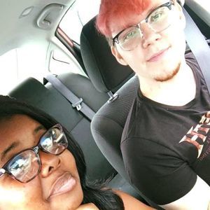 Meet your Posher, Arielle danielle-dani